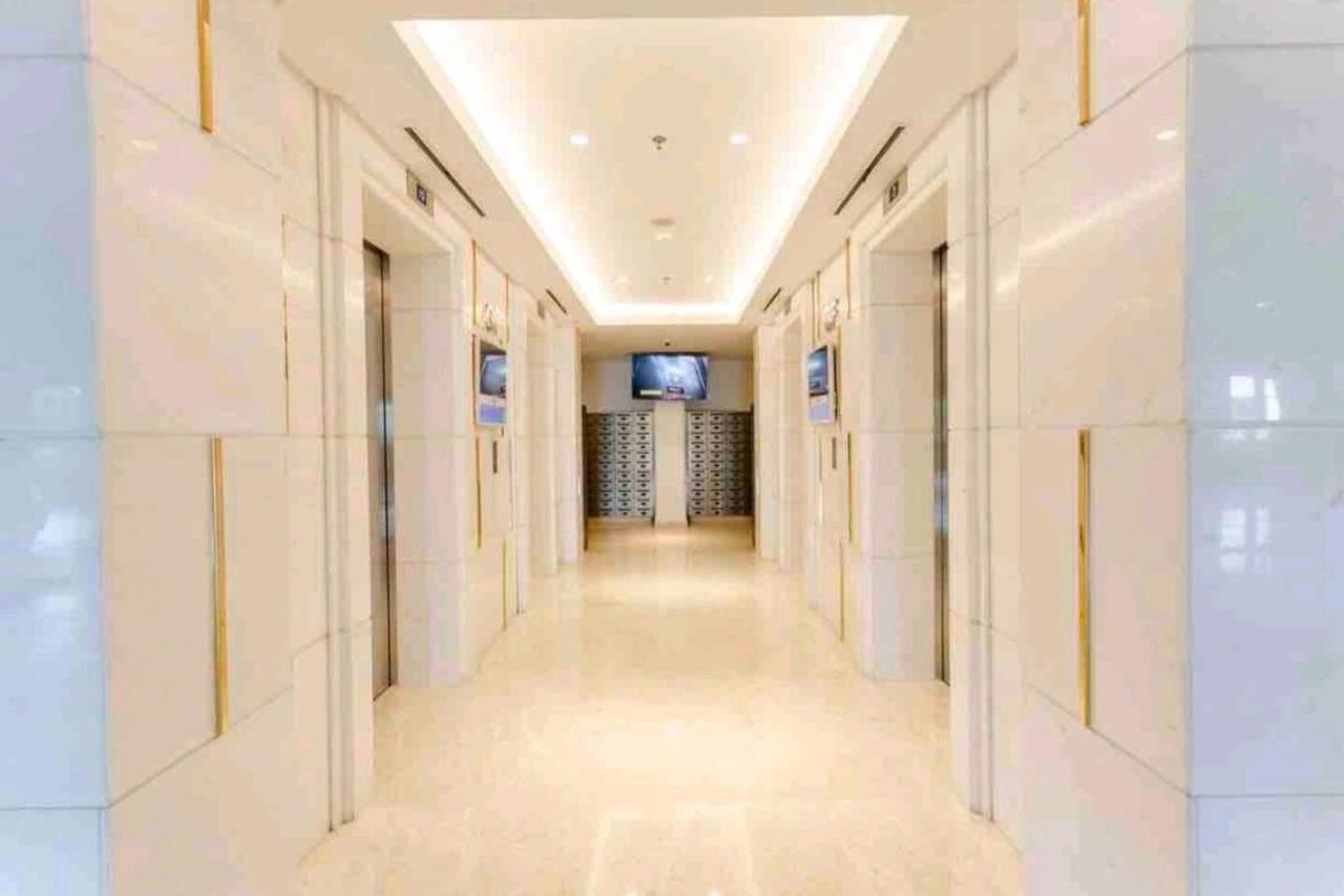 Studio Sea View Apartment At Gold Coast Pik By Mysweethome Джакарта Екстериор снимка