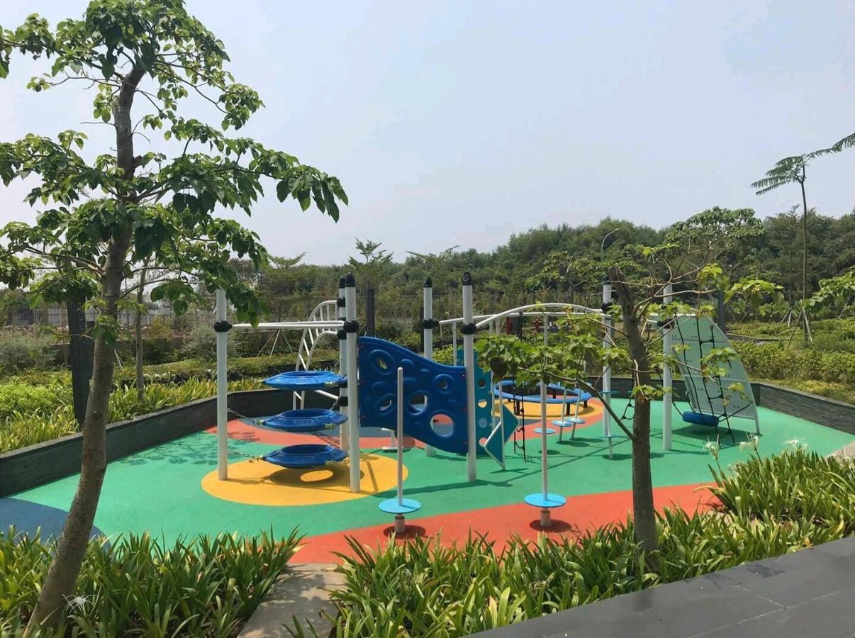 Studio Sea View Apartment At Gold Coast Pik By Mysweethome Джакарта Екстериор снимка