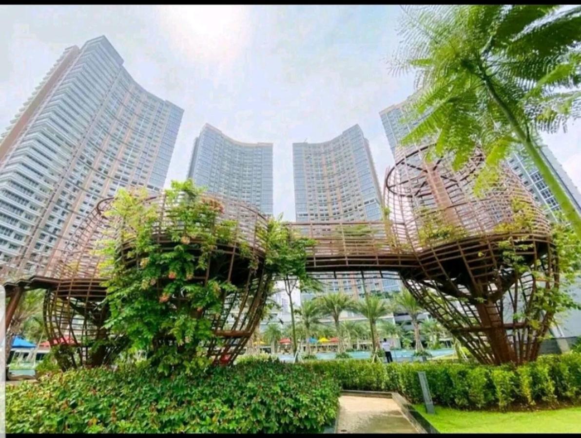 Studio Sea View Apartment At Gold Coast Pik By Mysweethome Джакарта Екстериор снимка