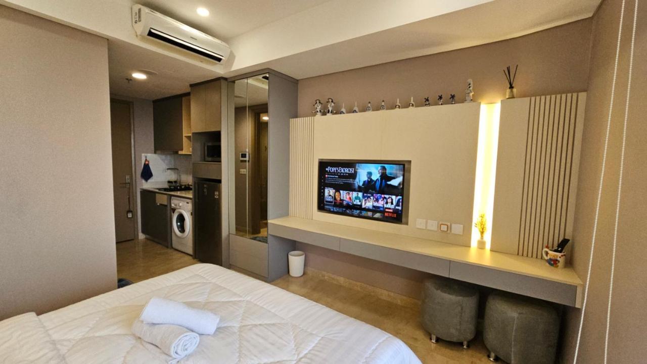 Studio Sea View Apartment At Gold Coast Pik By Mysweethome Джакарта Екстериор снимка