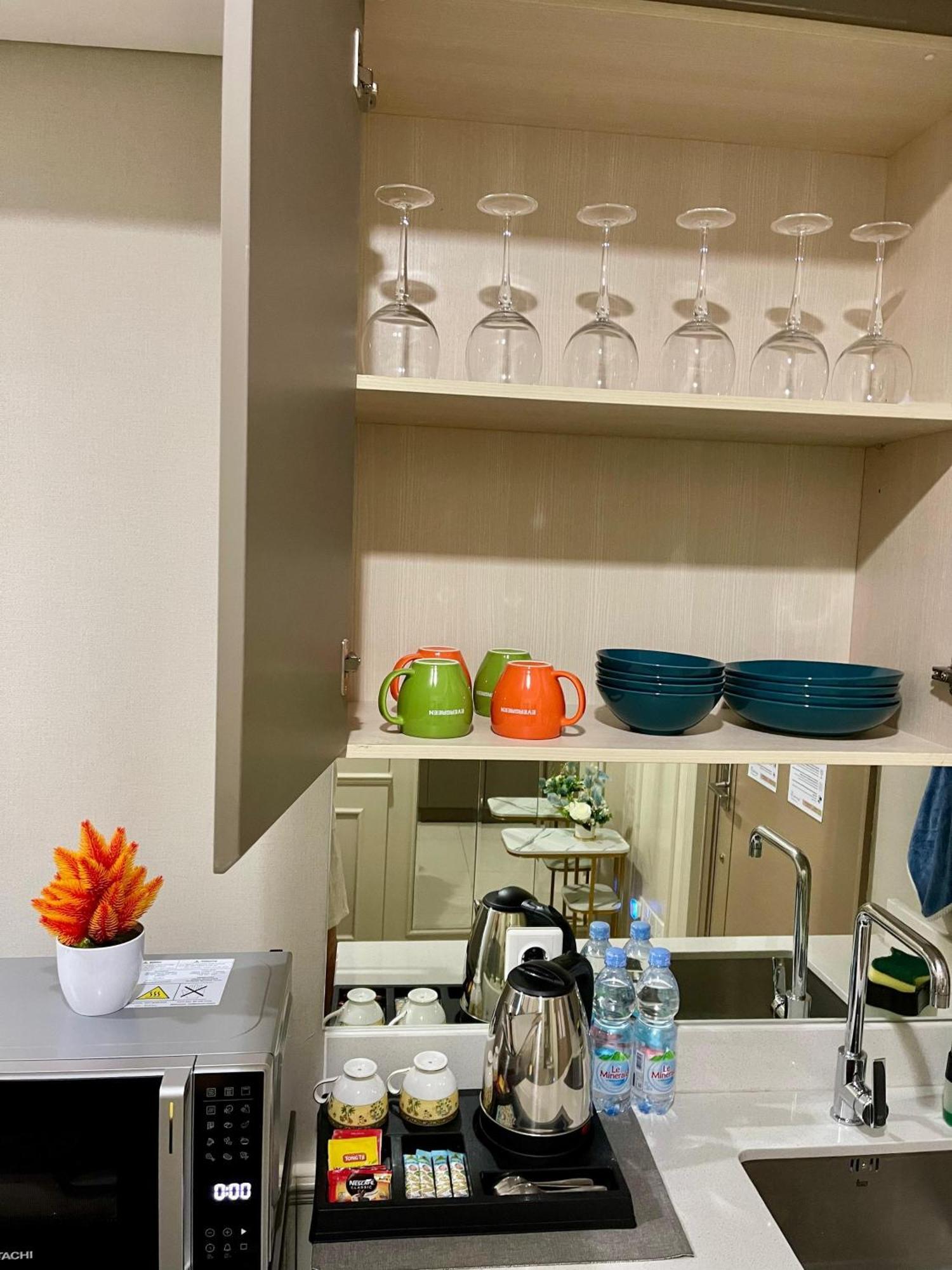 Studio Sea View Apartment At Gold Coast Pik By Mysweethome Джакарта Екстериор снимка