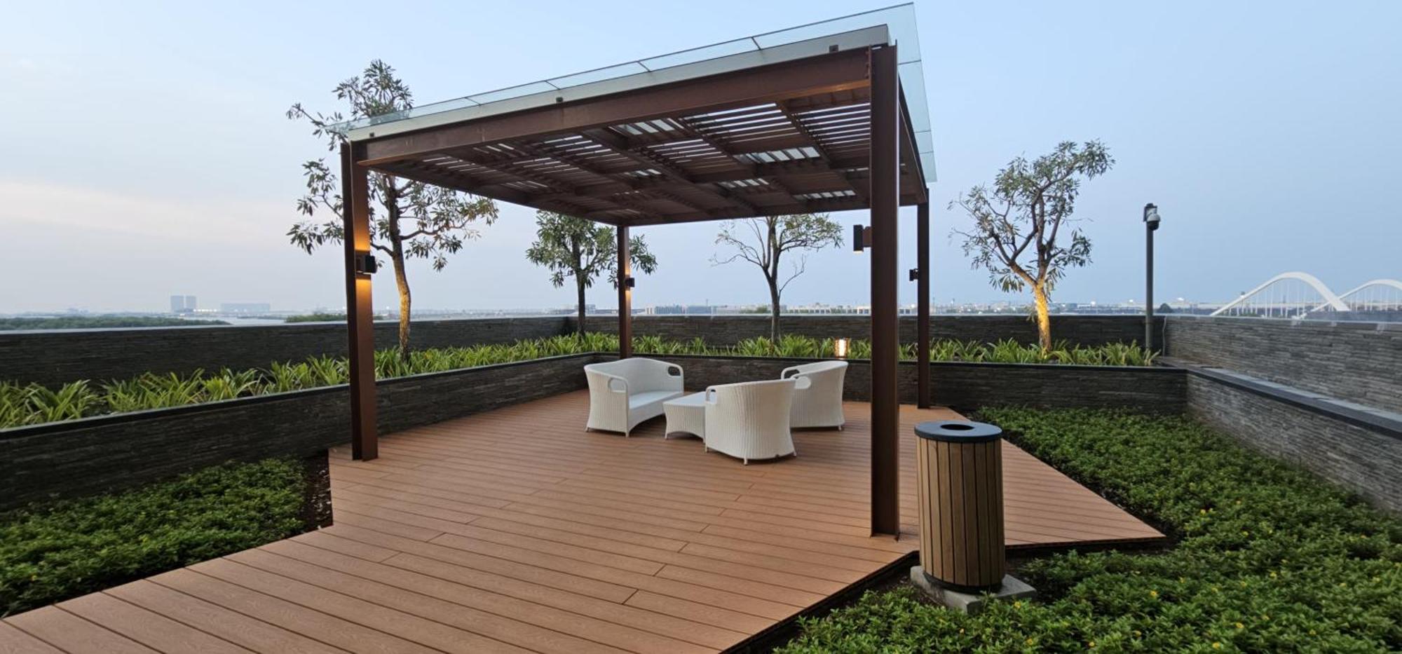 Studio Sea View Apartment At Gold Coast Pik By Mysweethome Джакарта Екстериор снимка