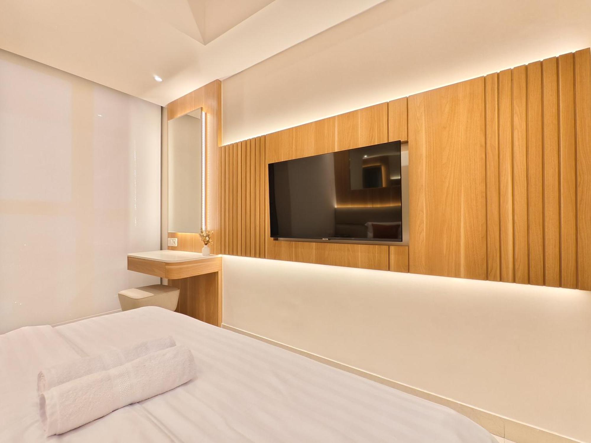 Studio Sea View Apartment At Gold Coast Pik By Mysweethome Джакарта Екстериор снимка